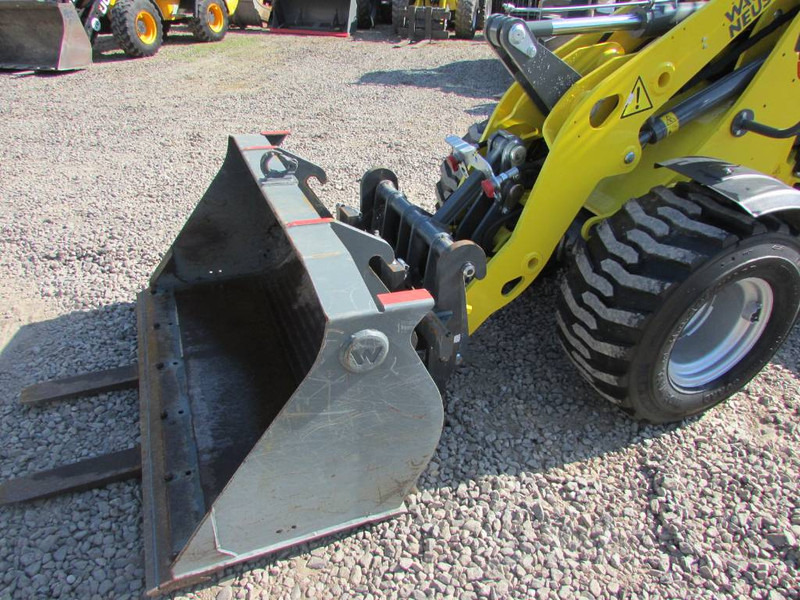WACKER NEUSON WL 32 Radlader / 39.000 EUR - Wheel loader: gambar 3 WACKER NEUSON WL 32 Radlader / 39.000 EUR - Wheel loader: gambar 3
