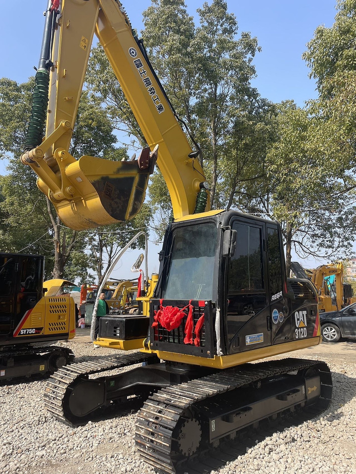 CAT 312D - Ekskavator perayap: gambar 2 CAT 312D - Ekskavator perayap: gambar 2