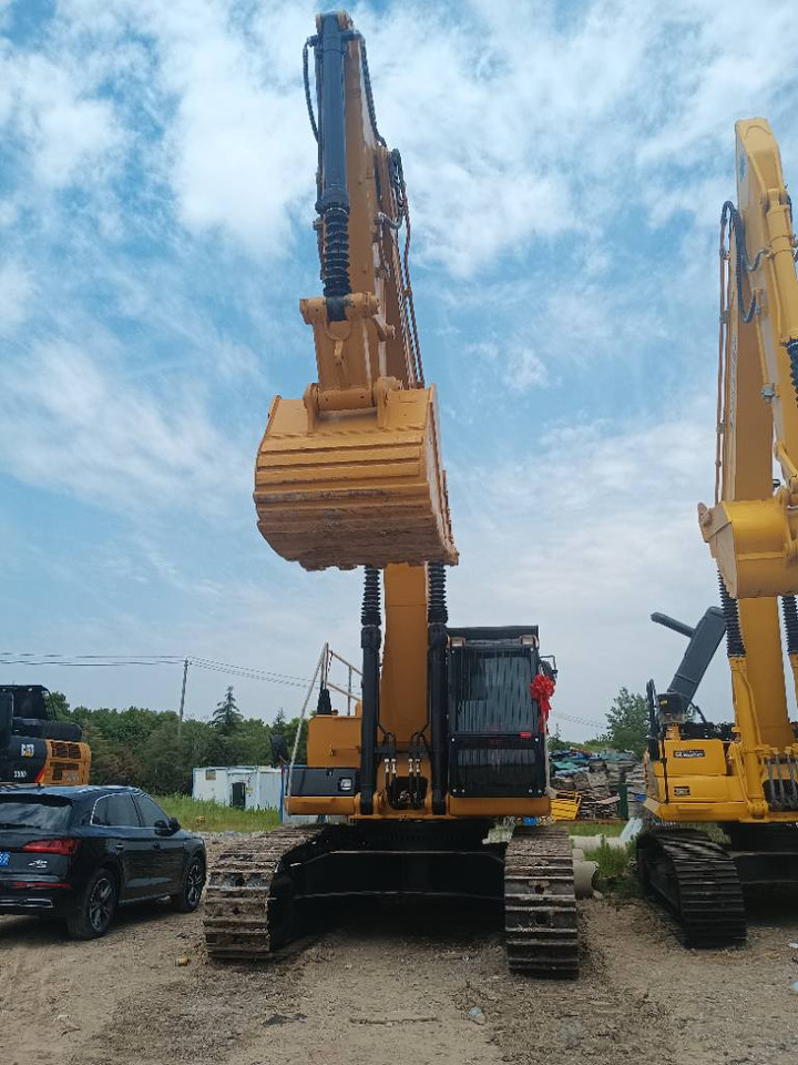 CAT 349D2L - Ekskavator perayap: gambar 2 CAT 349D2L - Ekskavator perayap: gambar 2