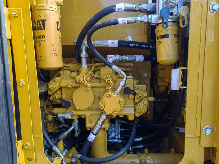 CATERPILLAR 312D2GC - Ekskavator perayap: gambar 4 CATERPILLAR 312D2GC - Ekskavator perayap: gambar 4