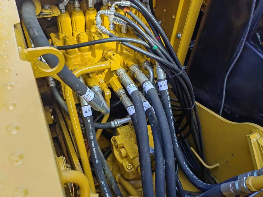 CATERPILLAR 312D2GC - Ekskavator perayap: gambar 2 CATERPILLAR 312D2GC - Ekskavator perayap: gambar 2