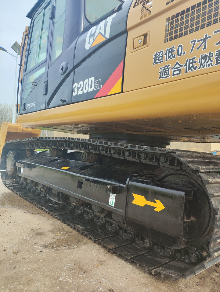 CATERPILLAR 320D2 - Ekskavator perayap: gambar 2 CATERPILLAR 320D2 - Ekskavator perayap: gambar 2