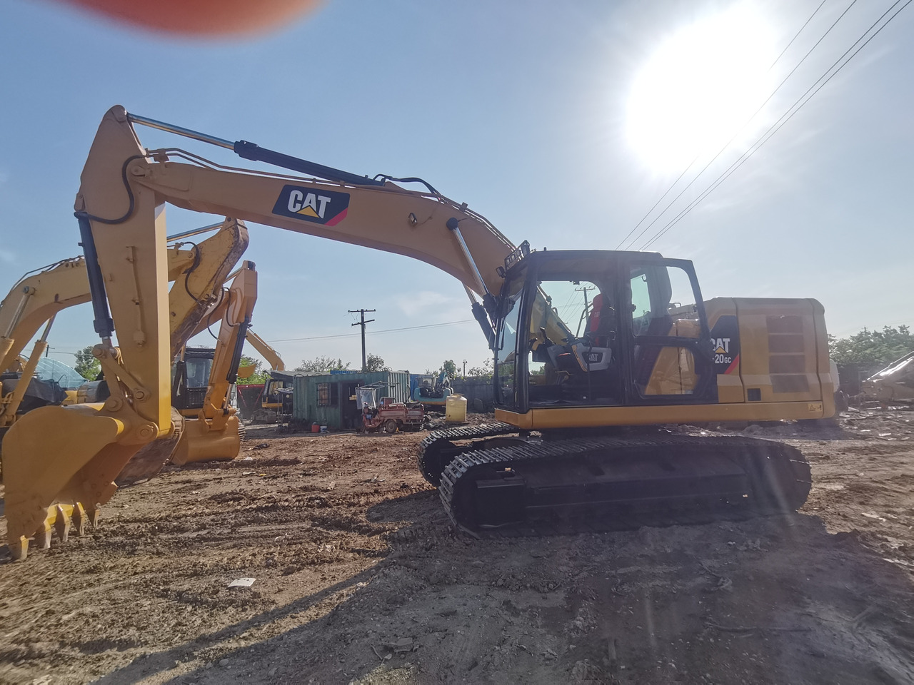 CATERPILLAR 320GC - Ekskavator perayap: gambar 2 CATERPILLAR 320GC - Ekskavator perayap: gambar 2