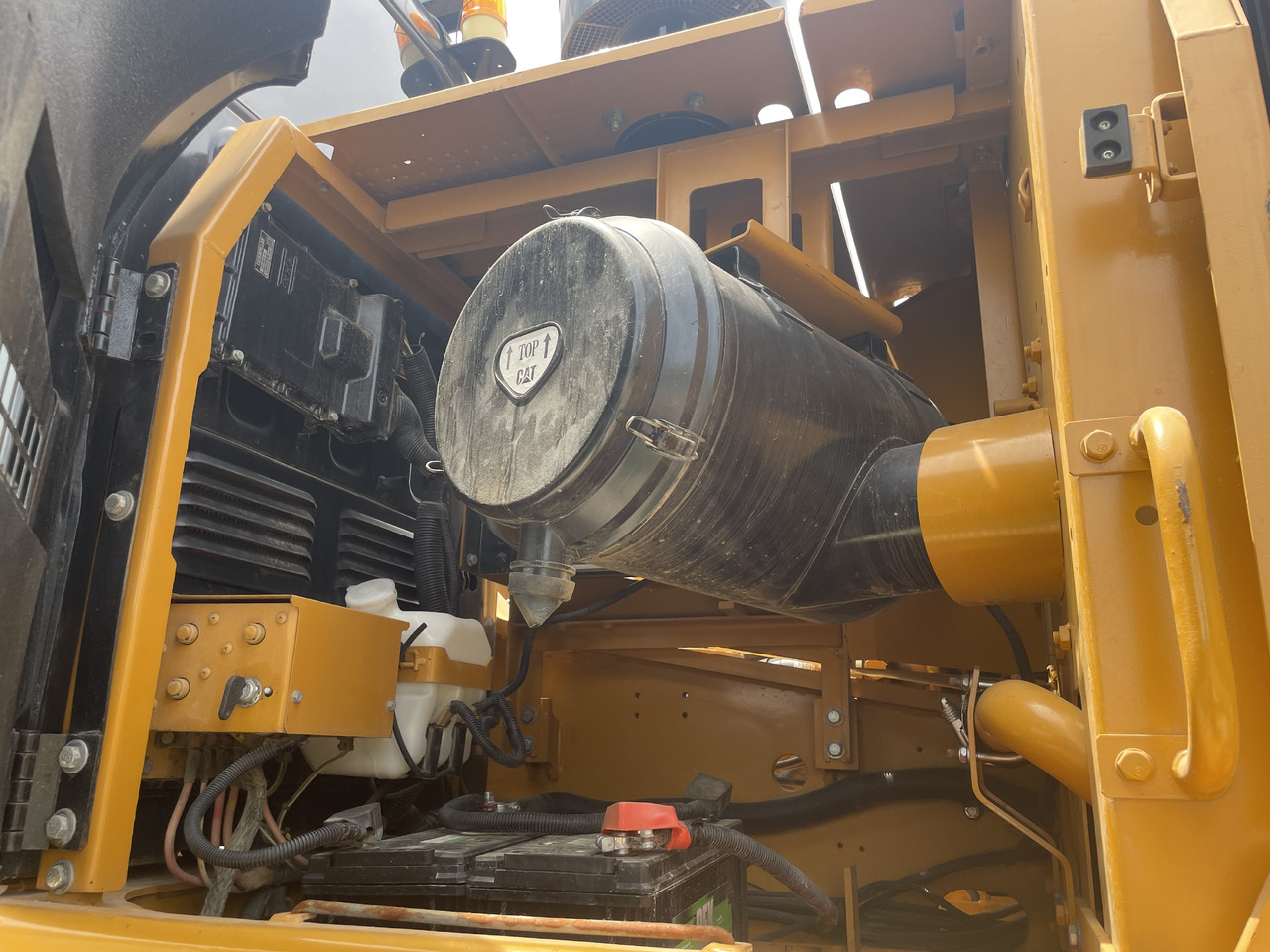 CATERPILLAR 330D2 - Ekskavator perayap: gambar 5 CATERPILLAR 330D2 - Ekskavator perayap: gambar 5
