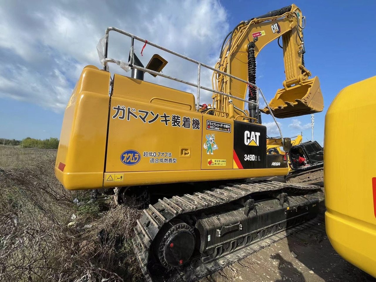 Ekskavator perayap CATERPILLAR 349D2L: gambar 1