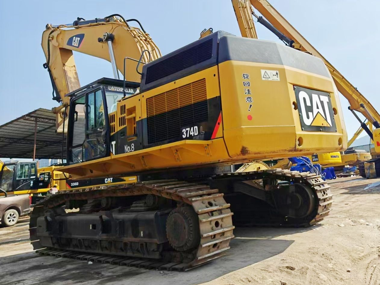 CATERPILLAR 374DL - Ekskavator perayap: gambar 2 CATERPILLAR 374DL - Ekskavator perayap: gambar 2