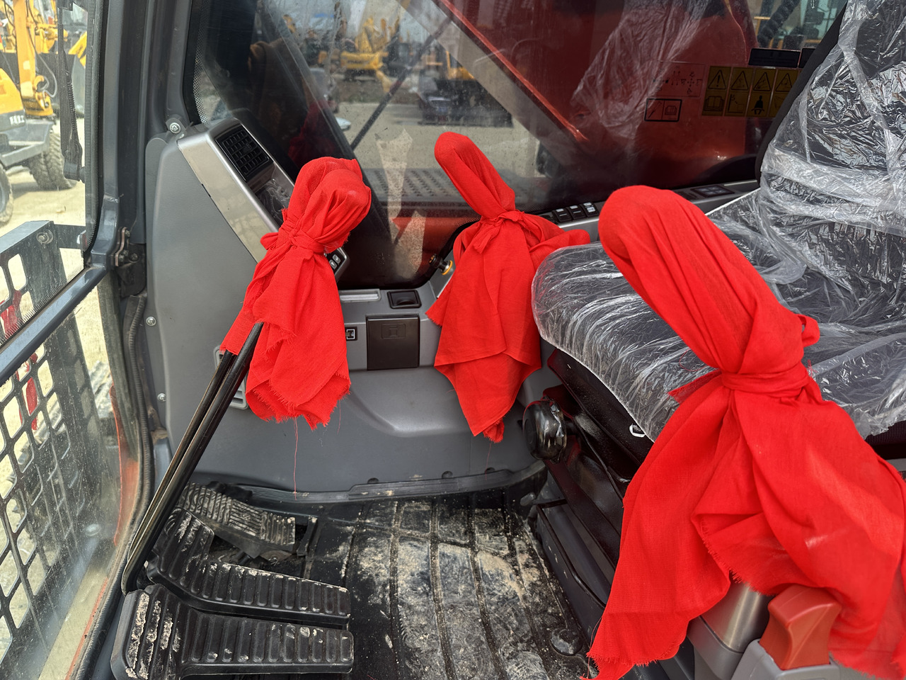 Ekskavator perayap DOOSAN DX225LC-9C: gambar 9