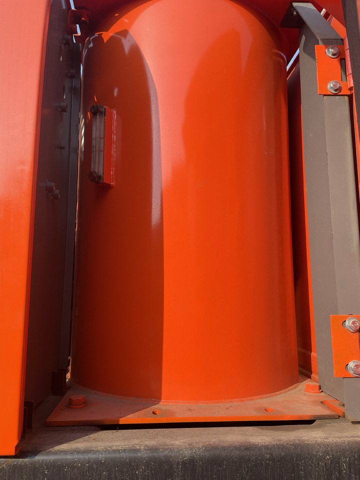 Ekskavator perayap HITACHI ZX210: gambar 7