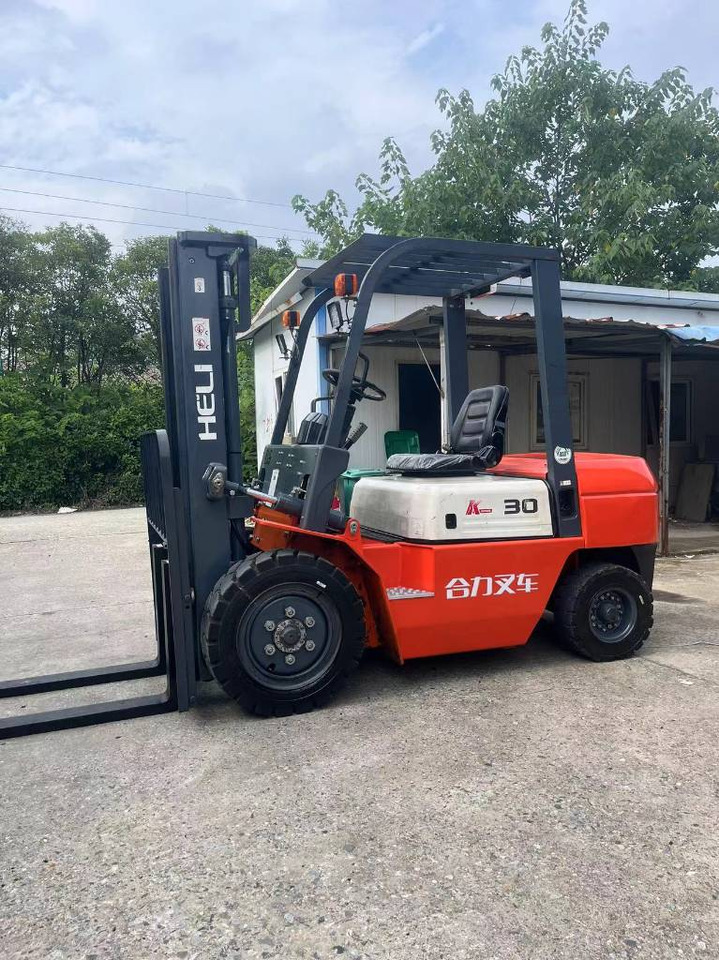 Heli K30 - Forklift: gambar 4 Heli K30 - Forklift: gambar 4