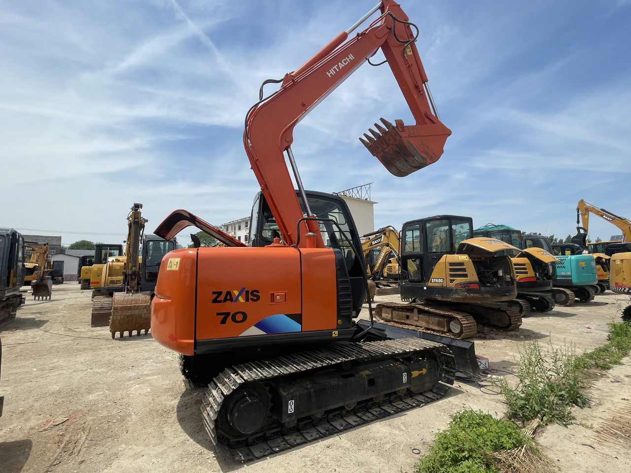 Hitachi ZX 70 - Ekskavator perayap: gambar 1 Hitachi ZX 70 - Ekskavator perayap: gambar 1
