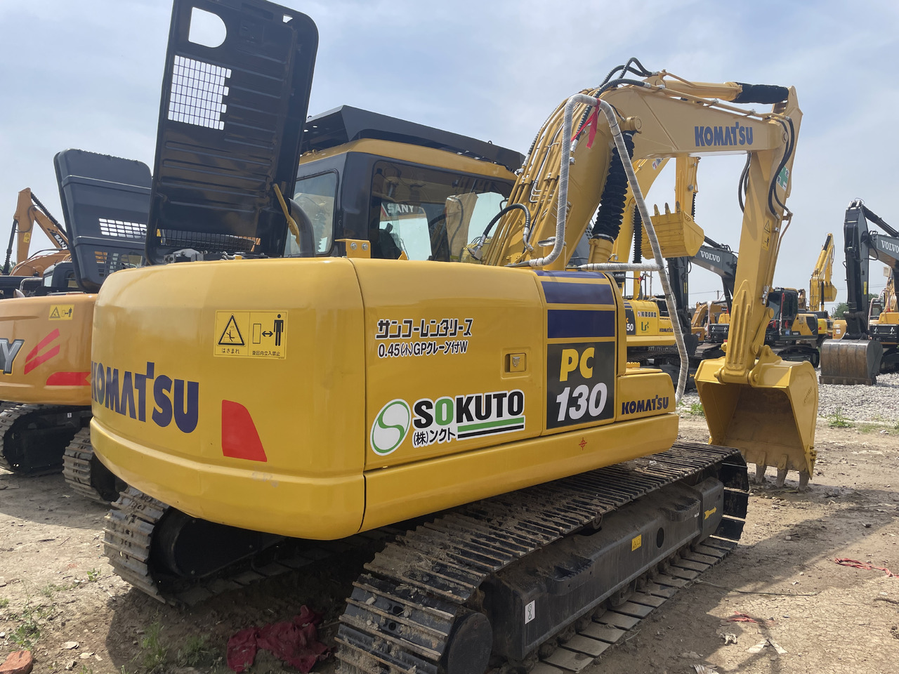 KOMATSU PC 130-7 - Ekskavator mini: gambar 2 KOMATSU PC 130-7 - Ekskavator mini: gambar 2