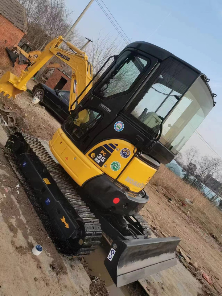KOMATSU PC 35 MR - Ekskavator mini: gambar 5 KOMATSU PC 35 MR - Ekskavator mini: gambar 5