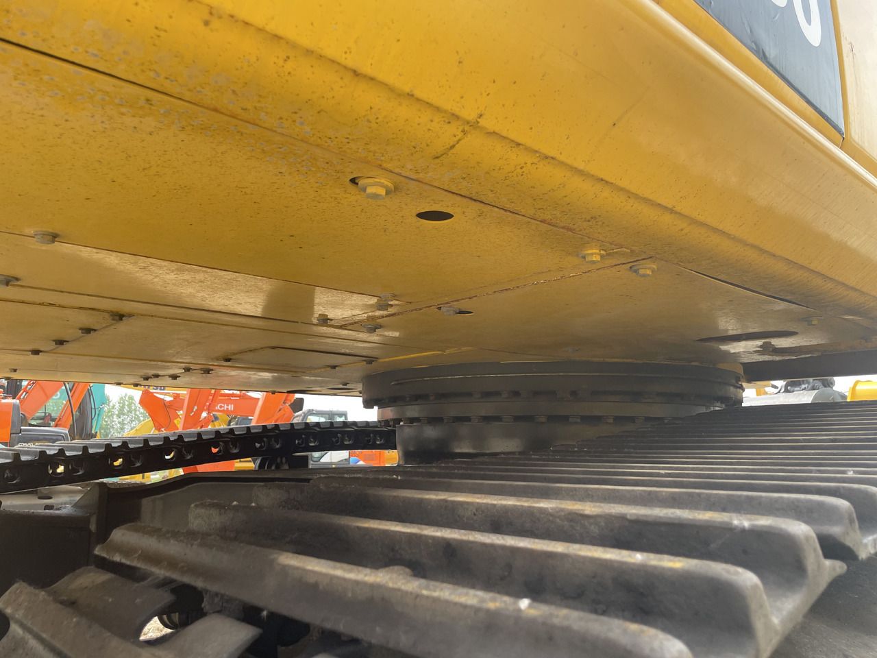 Ekskavator perayap KOMATSU PC350-8: gambar 7
