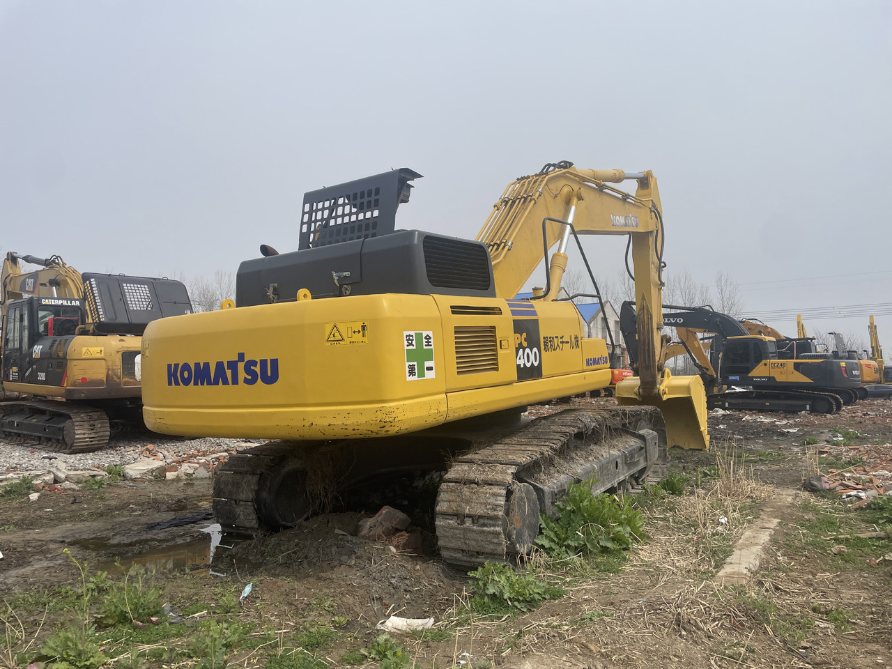 KOMATSU PC400-8R - Ekskavator perayap: gambar 2 KOMATSU PC400-8R - Ekskavator perayap: gambar 2