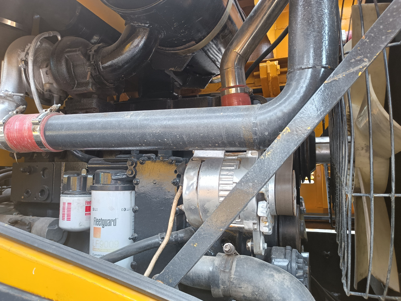 KOMATSU WA380-3 - Wheel loader: gambar 4 KOMATSU WA380-3 - Wheel loader: gambar 4