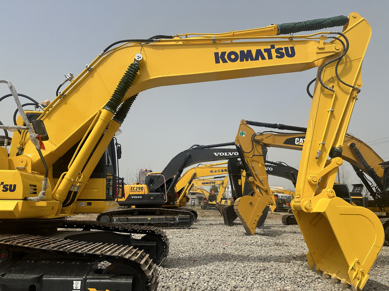 Komatsu PC 240 LC-8 - Ekskavator perayap: gambar 3 Komatsu PC 240 LC-8 - Ekskavator perayap: gambar 3