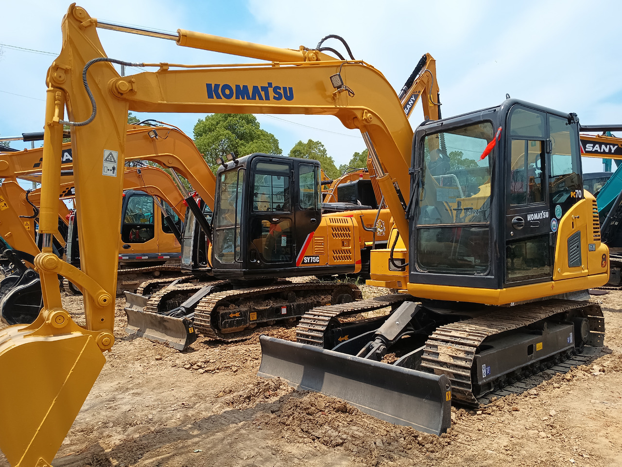 Komatsu PC70 - Ekskavator perayap: gambar 4 Komatsu PC70 - Ekskavator perayap: gambar 4