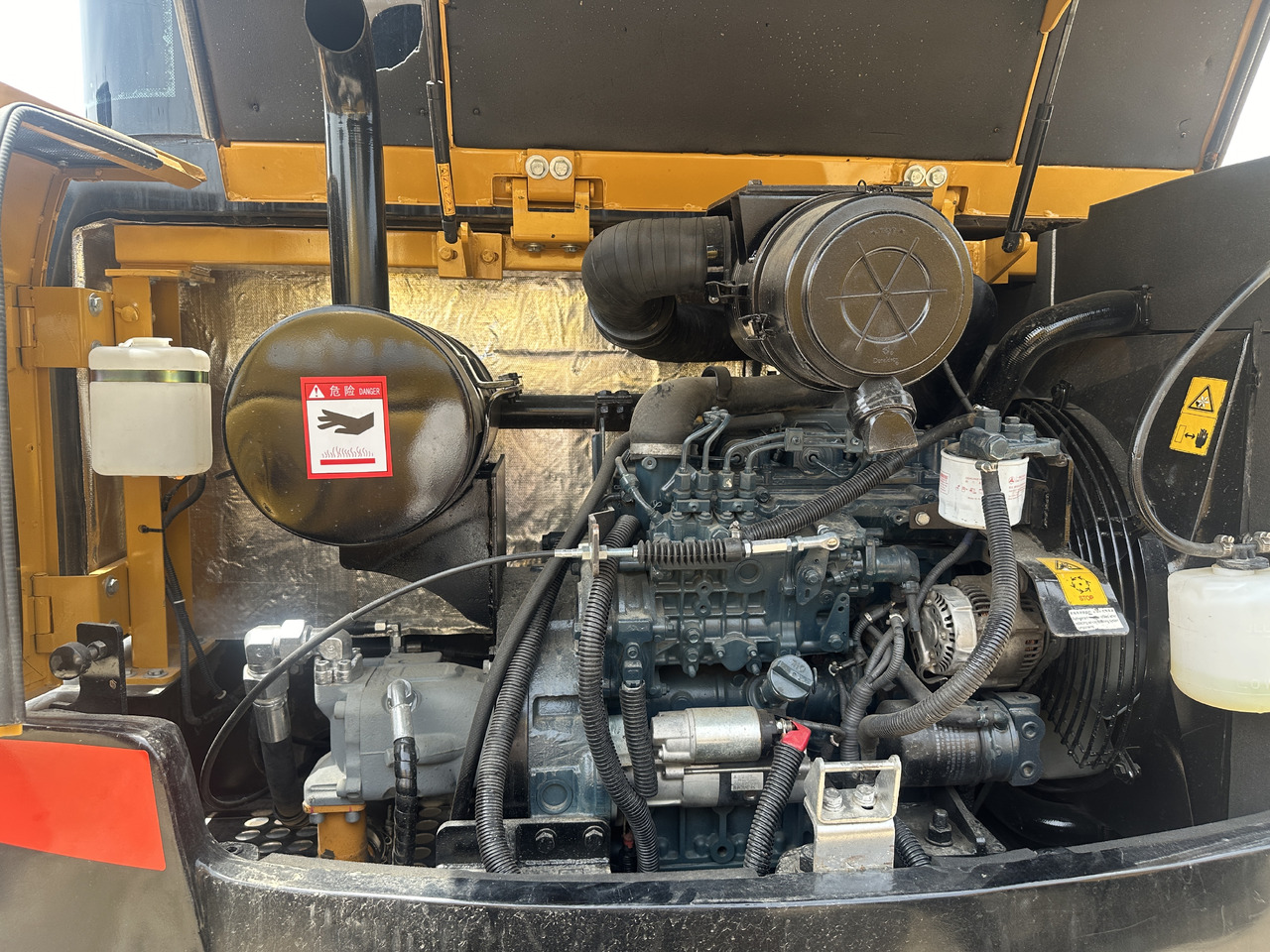 SANY SY55C - Ekskavator perayap: gambar 4 SANY SY55C - Ekskavator perayap: gambar 4