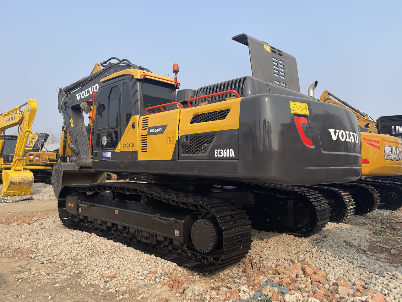 VOLVO EC360 - Ekskavator perayap: gambar 1 VOLVO EC360 - Ekskavator perayap: gambar 1