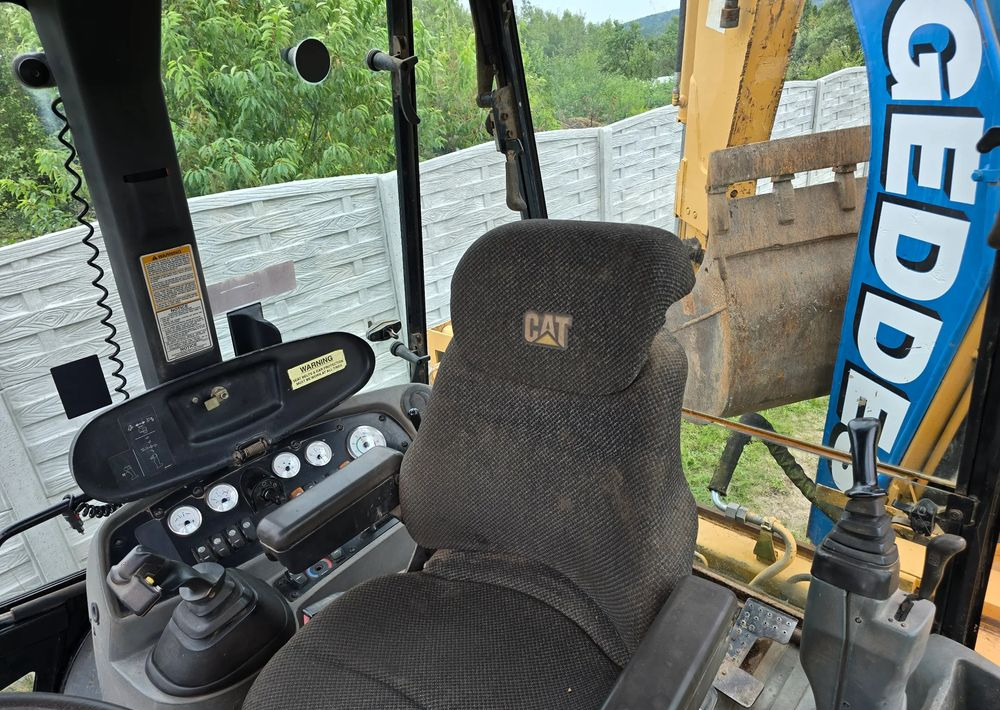 Caterpillar - Backhoe loader: gambar 2 Caterpillar - Backhoe loader: gambar 2