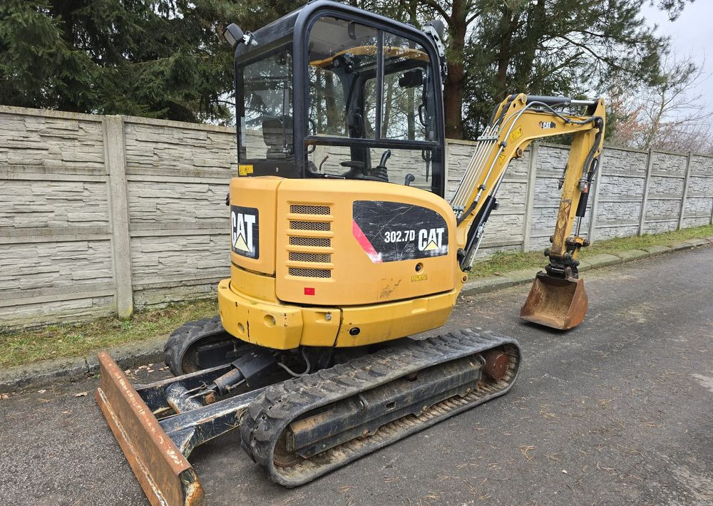 Caterpillar - Ekskavator mini: gambar 2 Caterpillar - Ekskavator mini: gambar 2