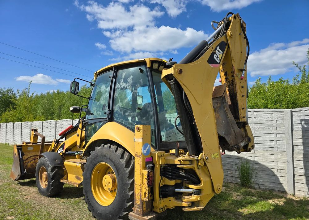 Backhoe loader Caterpillar: gambar 7