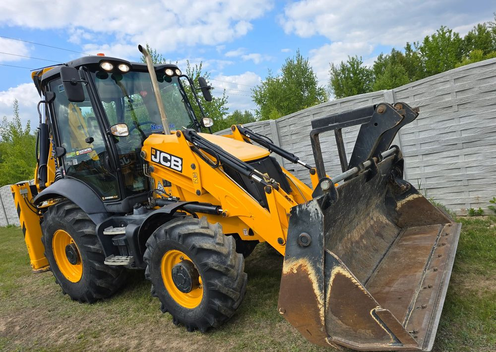JCB - Backhoe loader: gambar 2 JCB - Backhoe loader: gambar 2