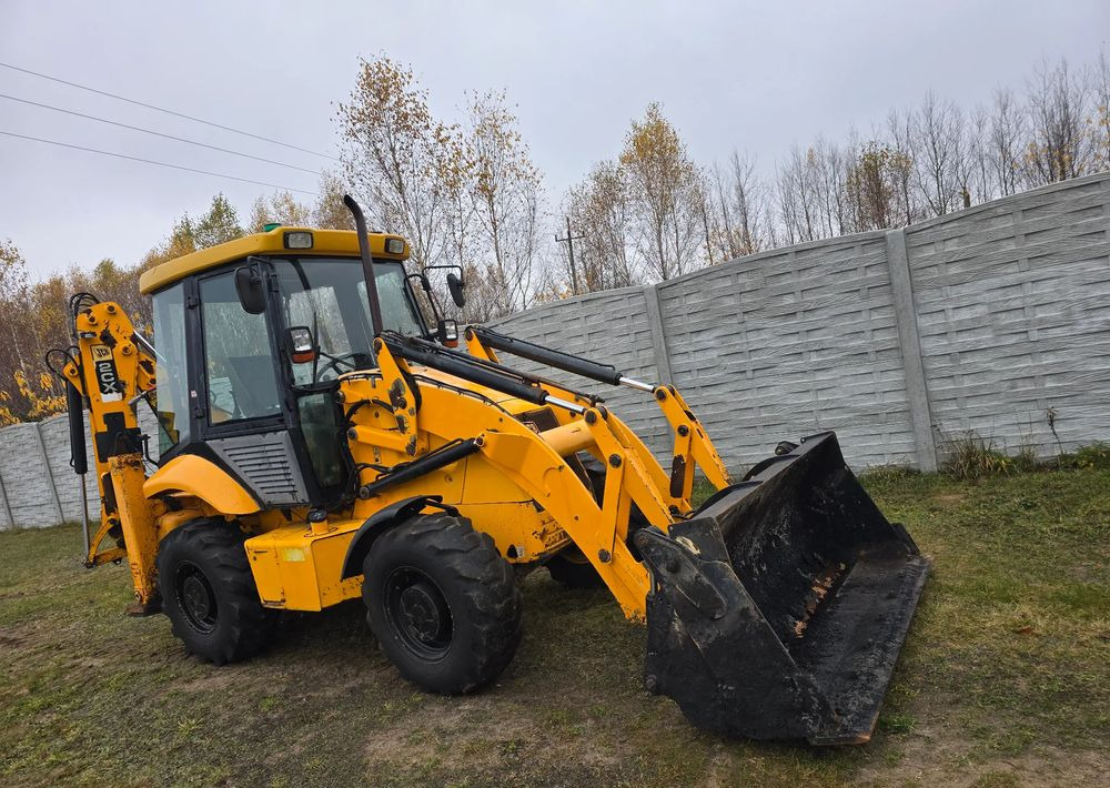 JCB - Backhoe loader: gambar 2 JCB - Backhoe loader: gambar 2
