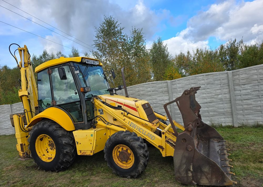 New Holland - Backhoe loader: gambar 2 New Holland - Backhoe loader: gambar 2