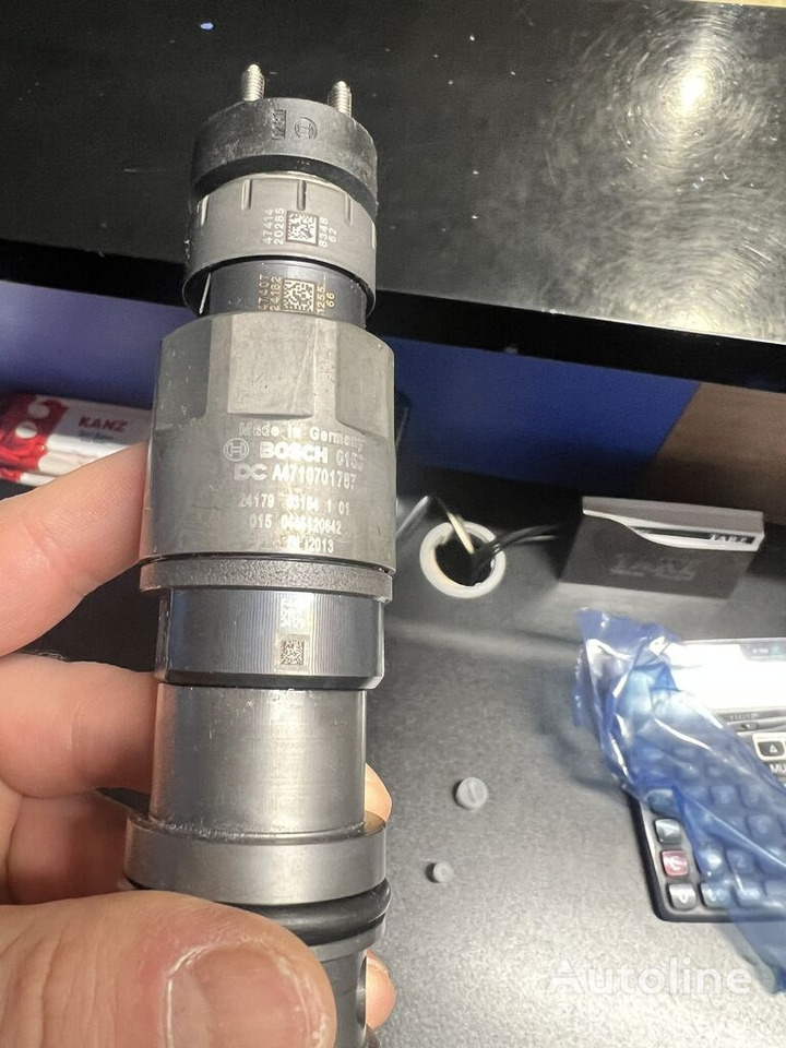 Bosch 2025 A4710701787 Bosch 2018-2025 truck - Injektor untuk Truk: gambar 1 Bosch 2025 A4710701787 Bosch 2018-2025 truck - Injektor untuk Truk: gambar 1