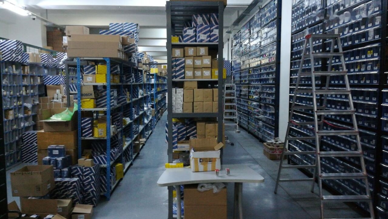 Delphi 2018 BEBE4D24002 Volvo RENAULT-VOLVO truck - Injektor untuk Truk: gambar 1 Delphi 2018 BEBE4D24002 Volvo RENAULT-VOLVO truck - Injektor untuk Truk: gambar 1