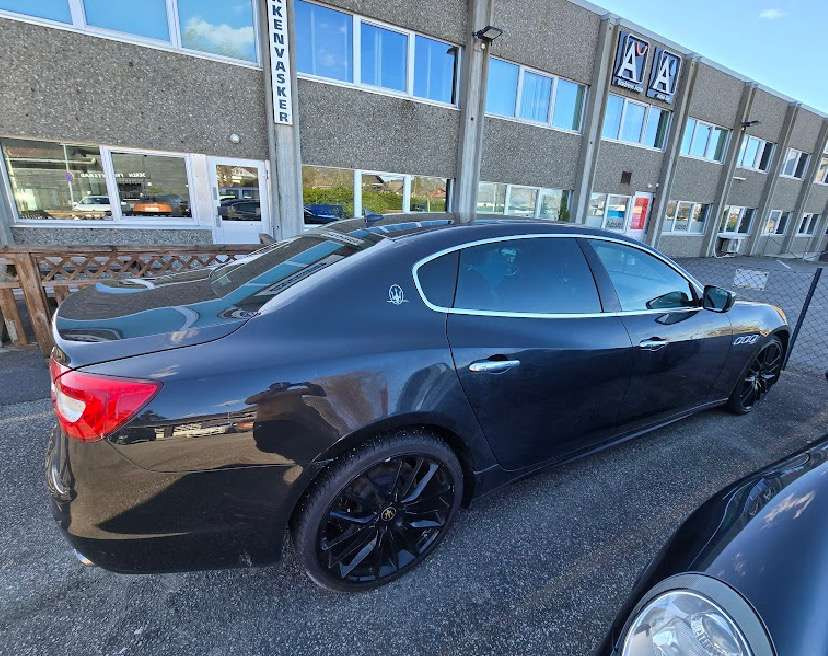 2014 Maserati Quattroporte S Q4 3.0L twin-turbo V6 // 411 hk // AWD // Automat - Mobil sedan: gambar 3 2014 Maserati Quattroporte S Q4 3.0L twin-turbo V6 // 411 hk // AWD // Automat - Mobil sedan: gambar 3