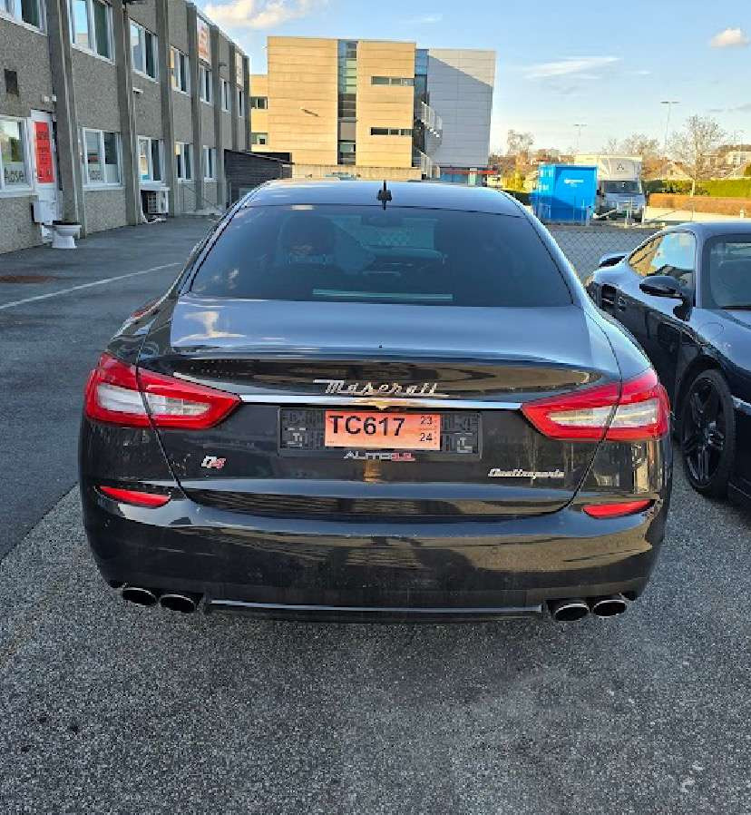 2014 Maserati Quattroporte S Q4 3.0L twin-turbo V6 // 411 hk // AWD // Automat - Mobil sedan: gambar 5 2014 Maserati Quattroporte S Q4 3.0L twin-turbo V6 // 411 hk // AWD // Automat - Mobil sedan: gambar 5