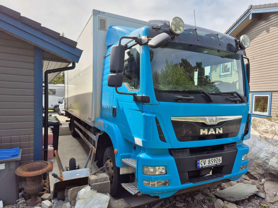 2016 Skapbil MAN TGM15.250 EU-godkjent Euroklasse 6T - Truk box: gambar 2 2016 Skapbil MAN TGM15.250 EU-godkjent Euroklasse 6T - Truk box: gambar 2