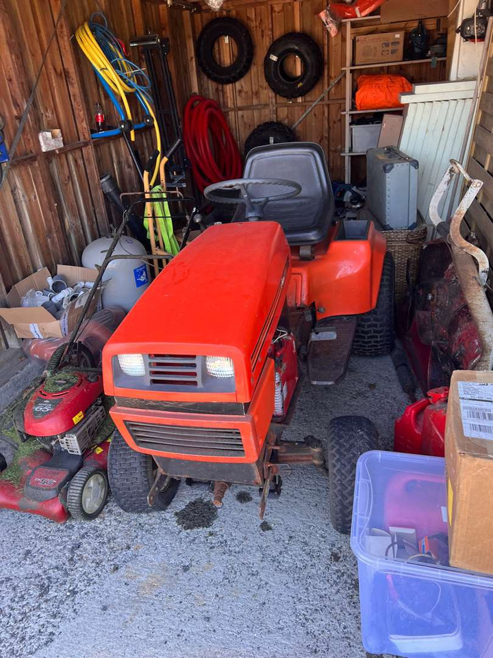 Ariens GT 17 Sitteklipper med kraftuttak (rep.-objekt) - Mesin pemotong rumput: gambar 1 Ariens GT 17 Sitteklipper med kraftuttak (rep.-objekt) - Mesin pemotong rumput: gambar 1