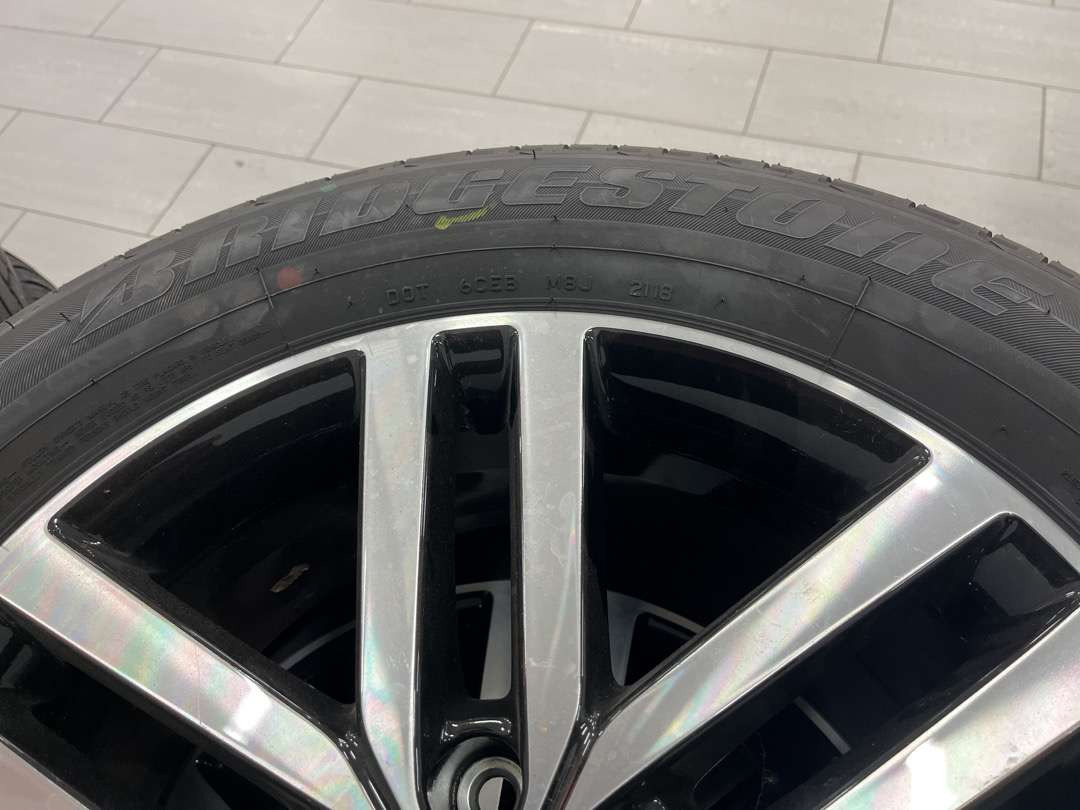 Dekk til Mercedes x klasse - Peralatan dan perlengkapan: gambar 4 Dekk til Mercedes x klasse - Peralatan dan perlengkapan: gambar 4