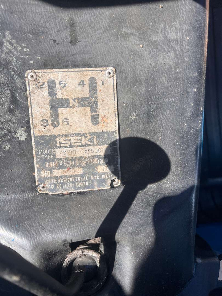 Iseki TX1500 brøyteskjær og feiekost - Traktor: gambar 4 Iseki TX1500 brøyteskjær og feiekost - Traktor: gambar 4