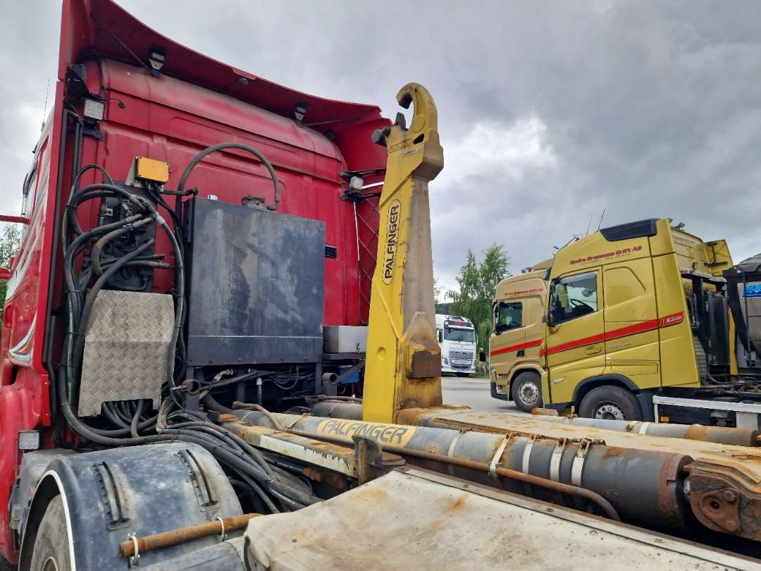 Scania R580 Brøytebil med sideplog og hydraulisk saltsystem - Hook lift: gambar 5 Scania R580 Brøytebil med sideplog og hydraulisk saltsystem - Hook lift: gambar 5