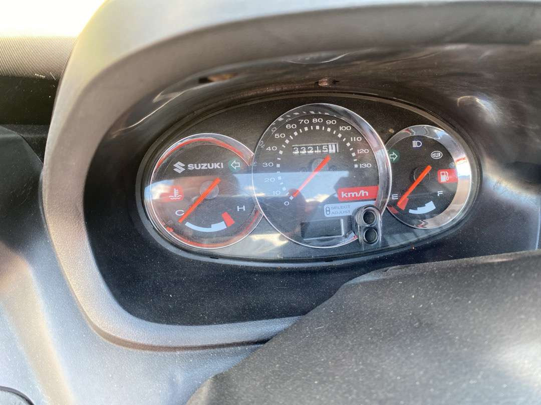 Suzuki Burgman UH 125//Lett MC - Trailer sepeda motor: gambar 5 Suzuki Burgman UH 125//Lett MC - Trailer sepeda motor: gambar 5