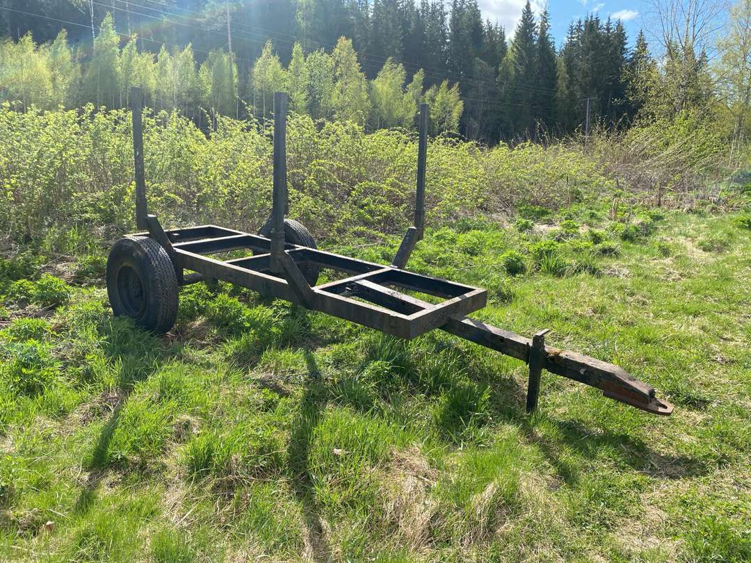 Tømmerhenger til traktor - Trailer pengangkut kayu: gambar 2 Tømmerhenger til traktor - Trailer pengangkut kayu: gambar 2