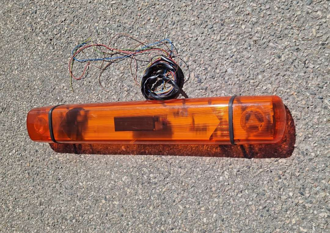 Varsellysbjelke – Puente Serie 3000 (12V / 24V - Trailer sepeda motor: gambar 3 Varsellysbjelke – Puente Serie 3000 (12V / 24V - Trailer sepeda motor: gambar 3