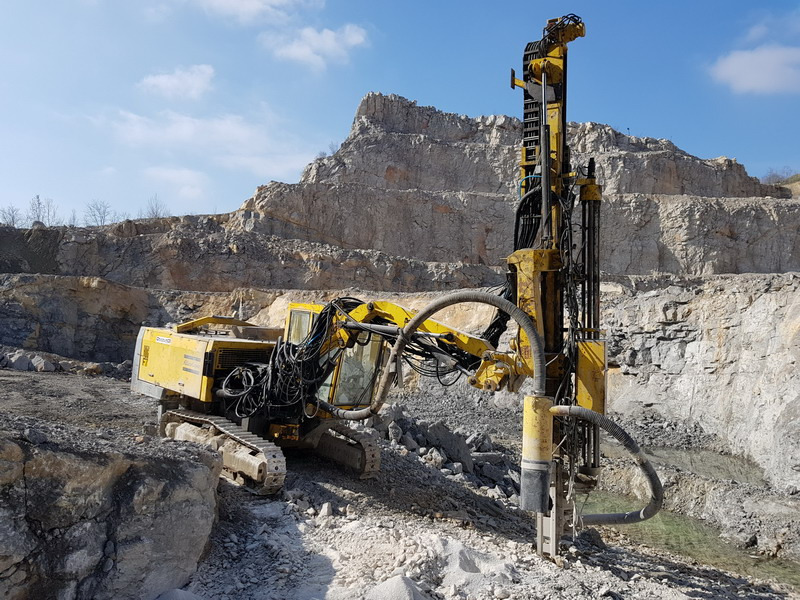 Atlas Copco F7-10 - Anjungan pengeboran: gambar 3 Atlas Copco F7-10 - Anjungan pengeboran: gambar 3