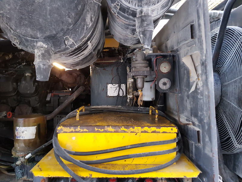 Atlas Copco F7-10 - Anjungan pengeboran: gambar 5 Atlas Copco F7-10 - Anjungan pengeboran: gambar 5