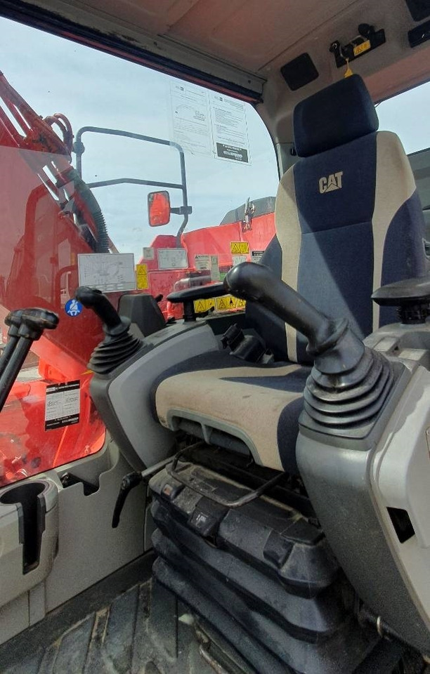 Ekskavator perayap CAT 312 E L: gambar 21