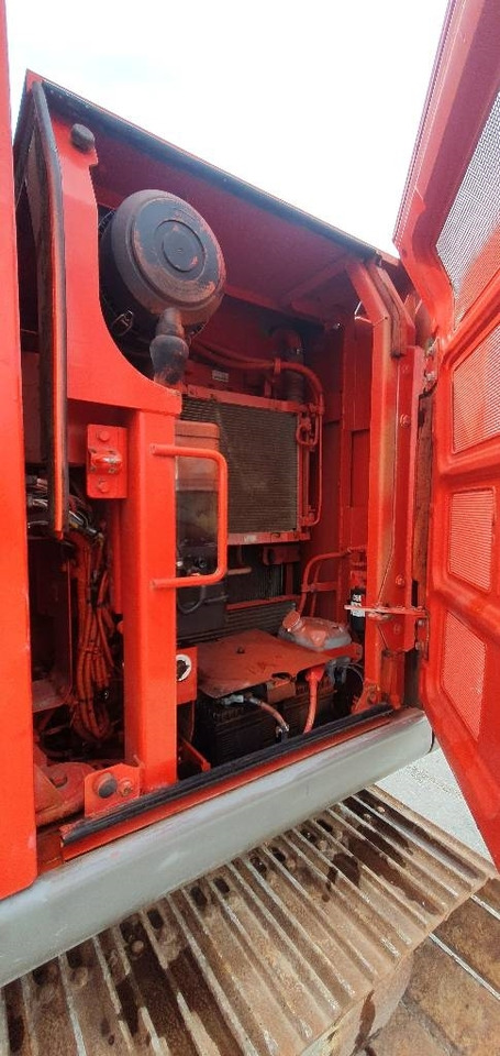 Ekskavator perayap CAT 312 E L: gambar 18