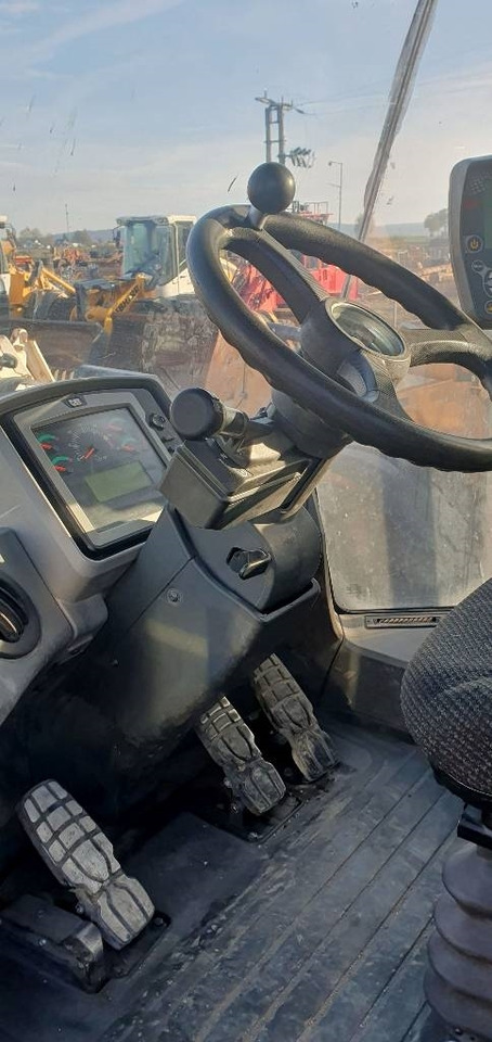 CAT 950 K - Wheel loader: gambar 2 CAT 950 K - Wheel loader: gambar 2