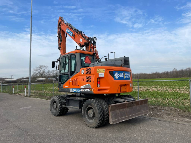 Doosan DX165W-5 - Ekskavator roda: gambar 3 Doosan DX165W-5 - Ekskavator roda: gambar 3