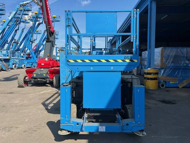 Genie GS 4069 - Scissor lifts: gambar 4 Genie GS 4069 - Scissor lifts: gambar 4