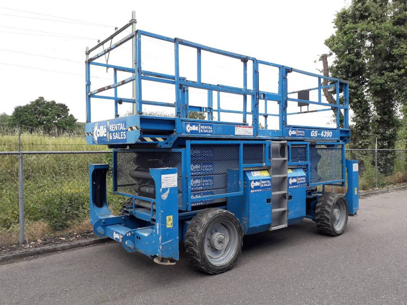 Genie GS 4390 RT - Scissor lifts: gambar 3 Genie GS 4390 RT - Scissor lifts: gambar 3