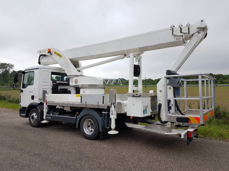 Palfinger P 300 KS | 2022 - Platform udara yang dipasang di truk: gambar 3 Palfinger P 300 KS | 2022 - Platform udara yang dipasang di truk: gambar 3